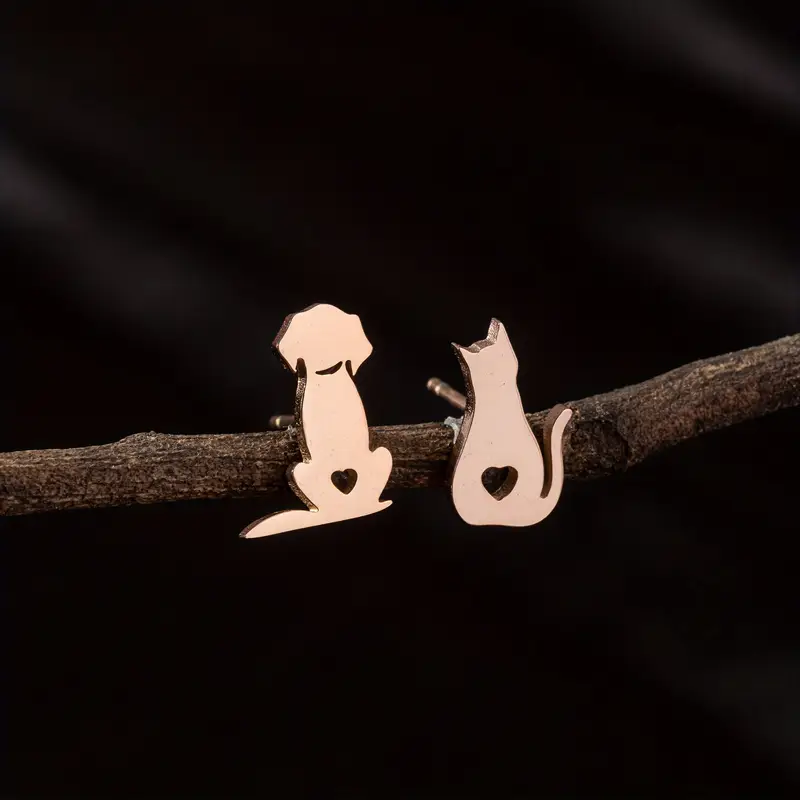 Aretes Perrito + Gatito con Corazón en las Pompis Plateado